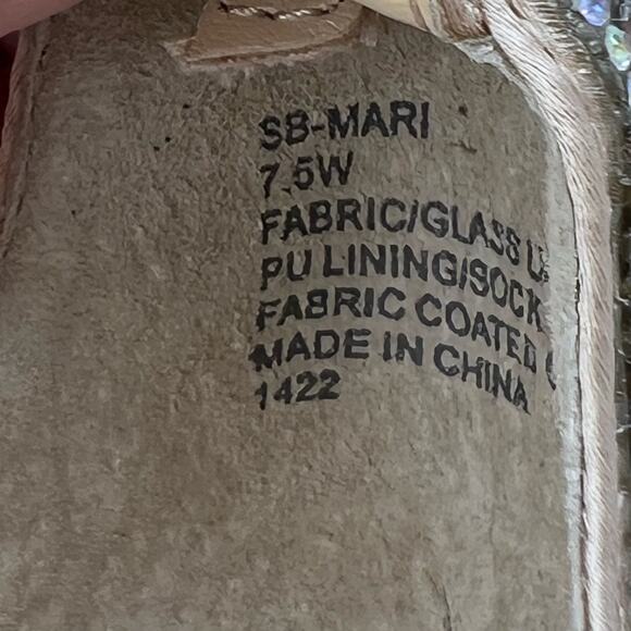 Betsey Johnson SB-Mari Block Heel Sandal Rhinestone Champagne Women 7.5W TriedOn - Picture 10 of 11